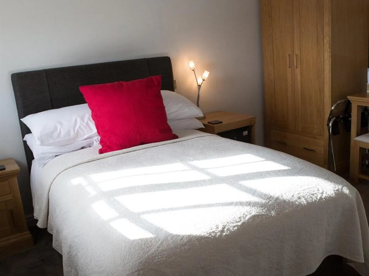 The At Inn 5*