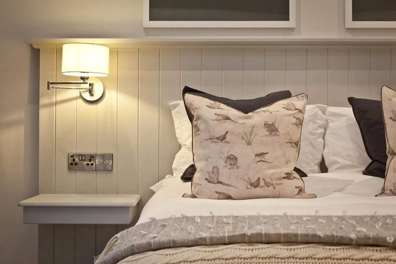 Bed & Breakfast Tithe Barn - Self Check In *