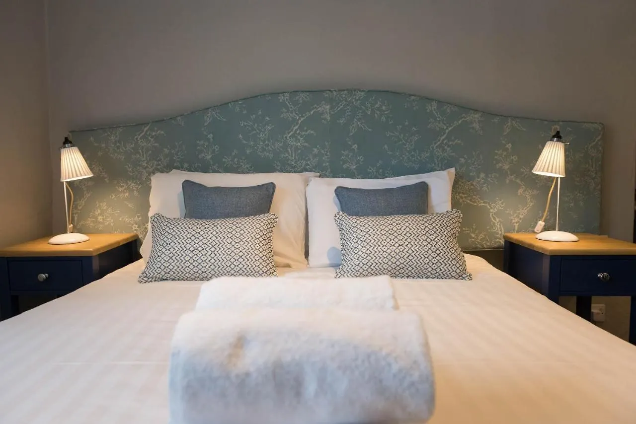 Inn The Horse And Farrier And The Salutation Keswick 3*