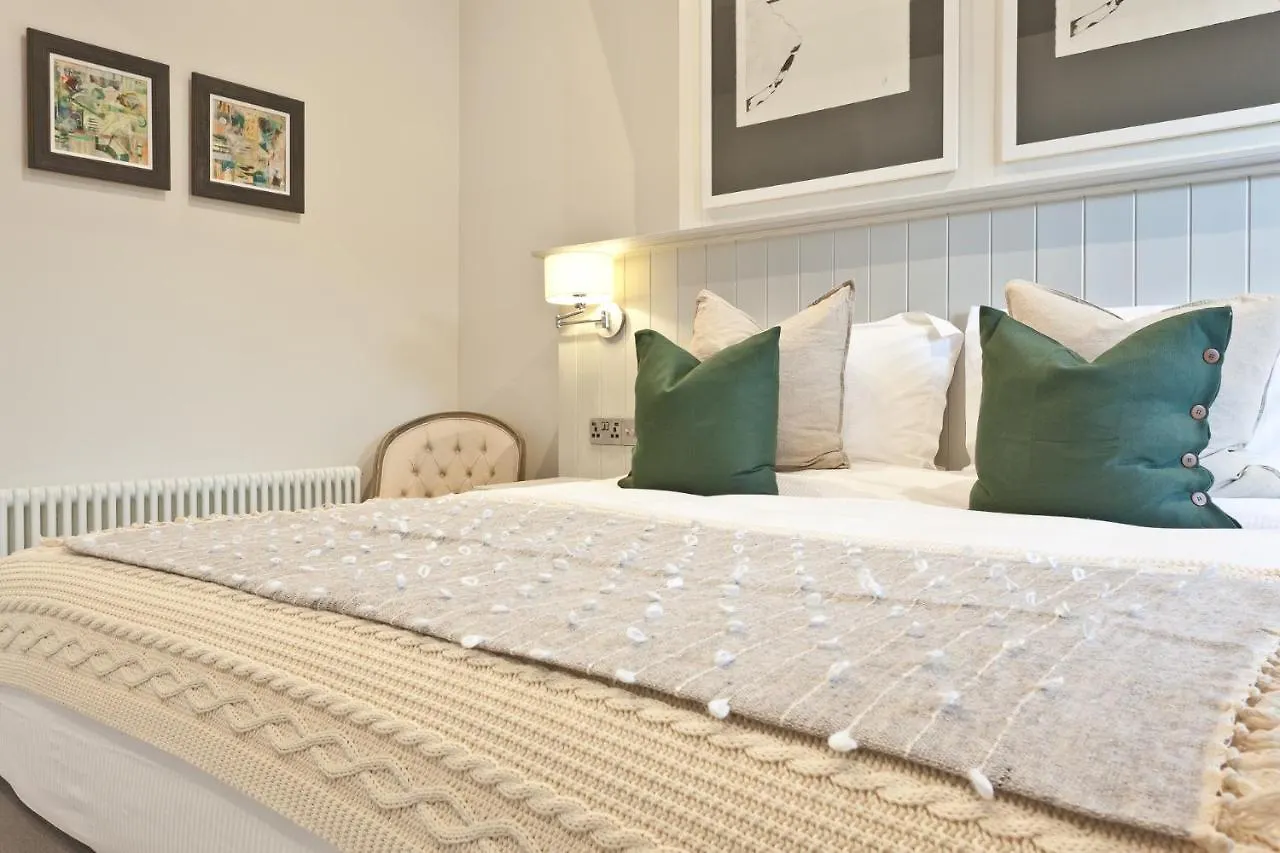 Bed & Breakfast Tithe Barn - Self Check In