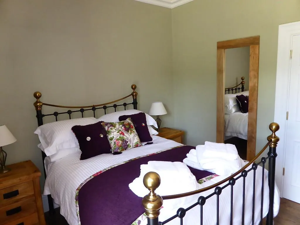 House Hotel 5*