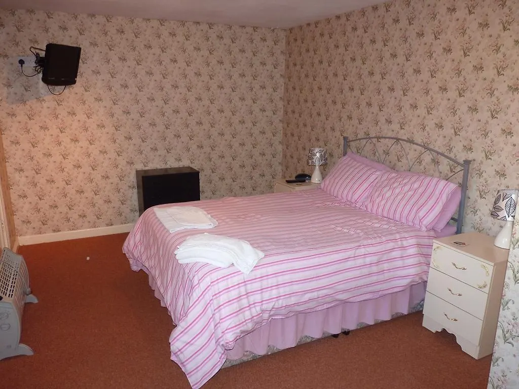 Cambridge House Bed & Breakfast 2*
