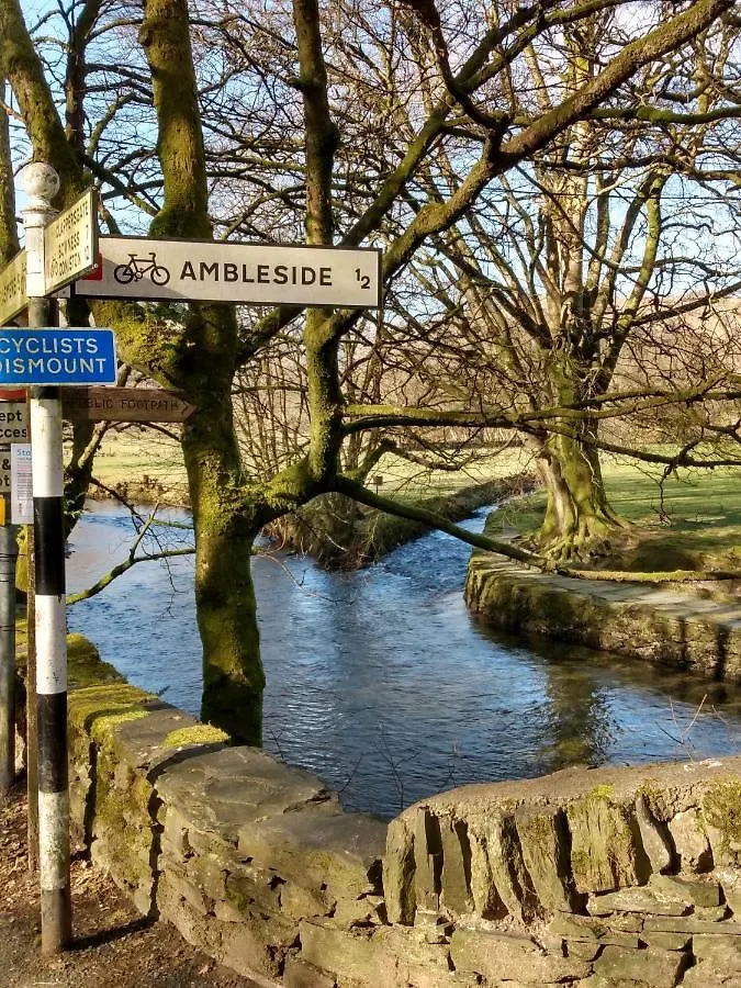 The Lakes Bed and Breakfast