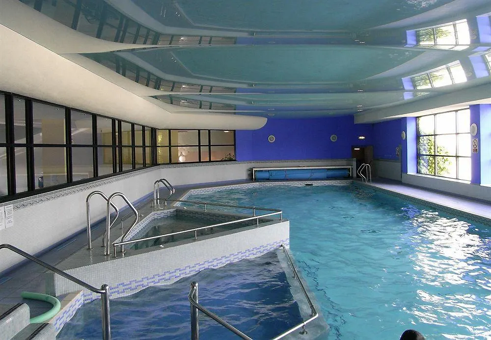 Whoop Hall And Leisure Hotel
