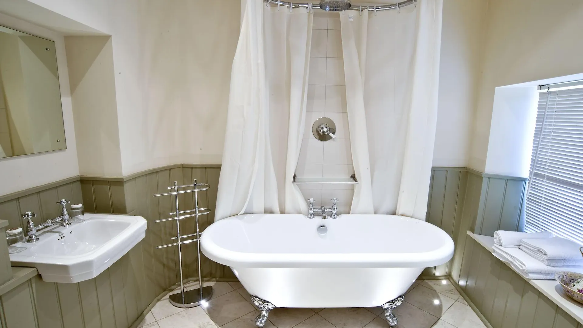 The Cuckoo Brow 4* Near Sawrey