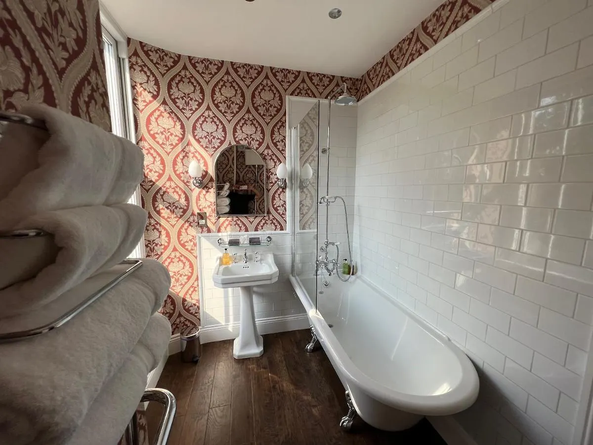The Willowsmere (adults Only) 4*