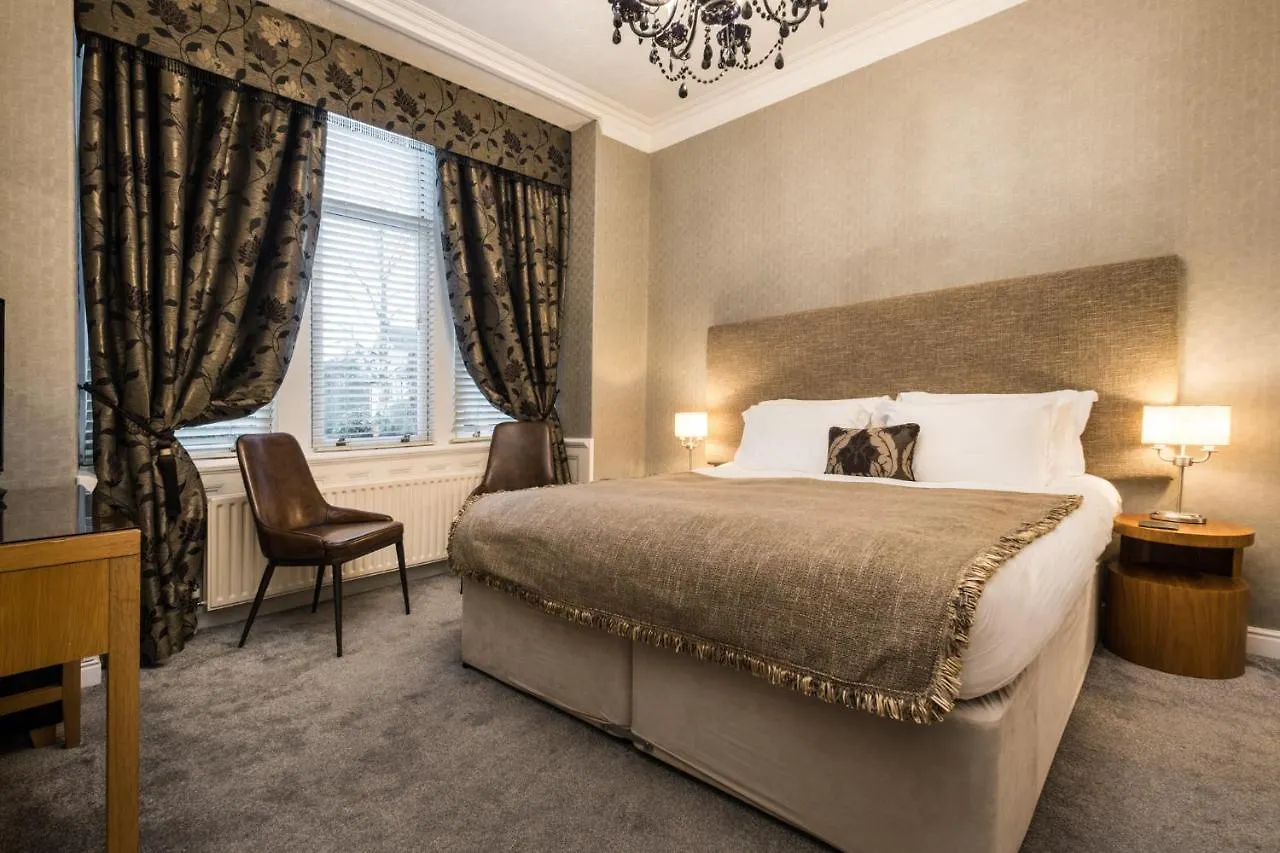 The Howbeck & The Retreat Incl Off-site Health Club And Parking Ev Point Available 5* ווינדרמר