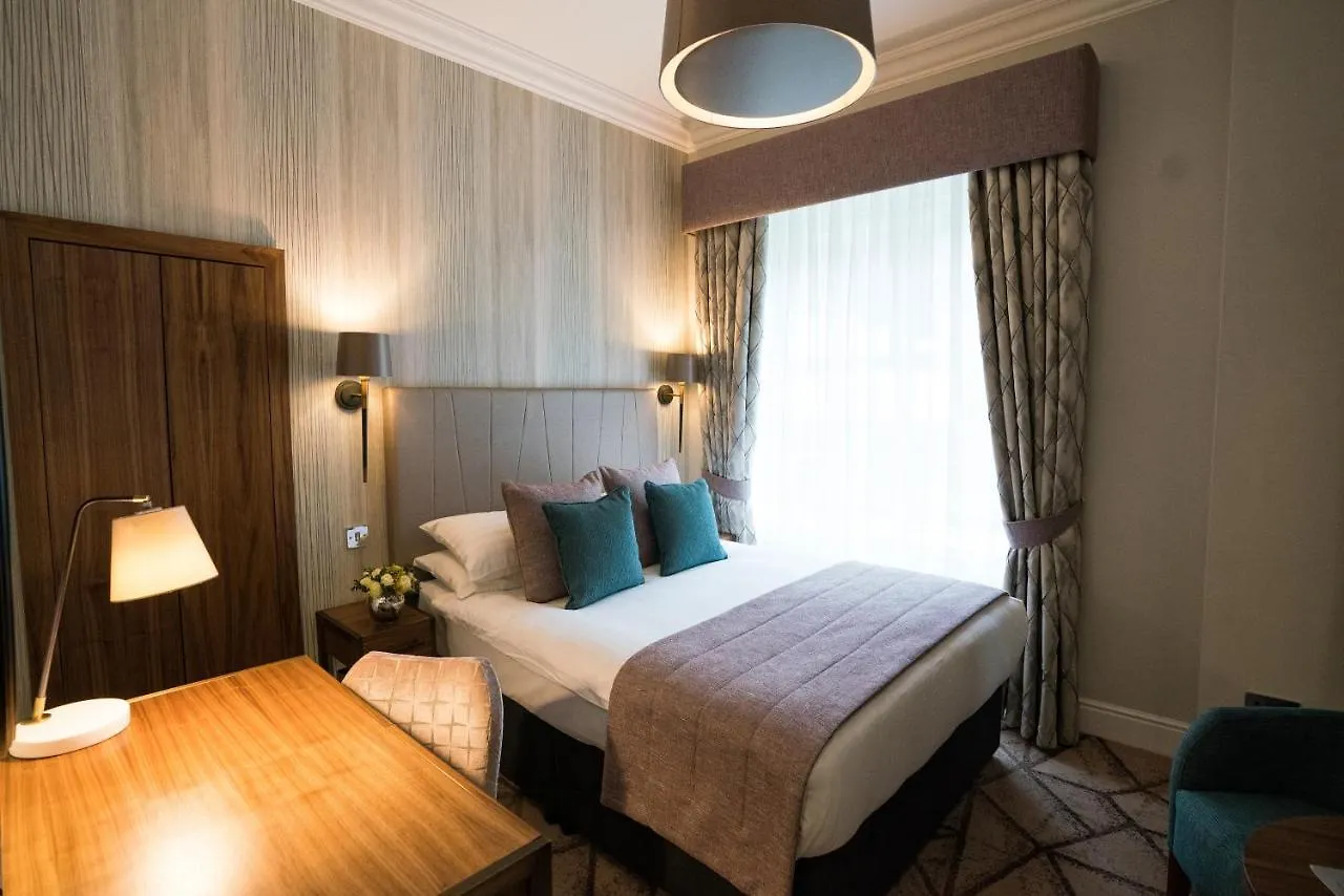 Otel Lodore Falls & Spa 4*