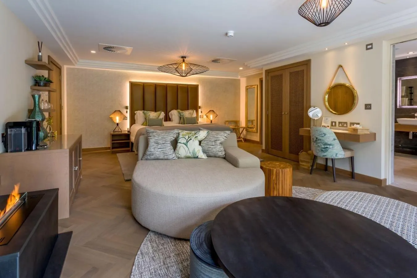 Storrs Hall (adults Only) Hotel