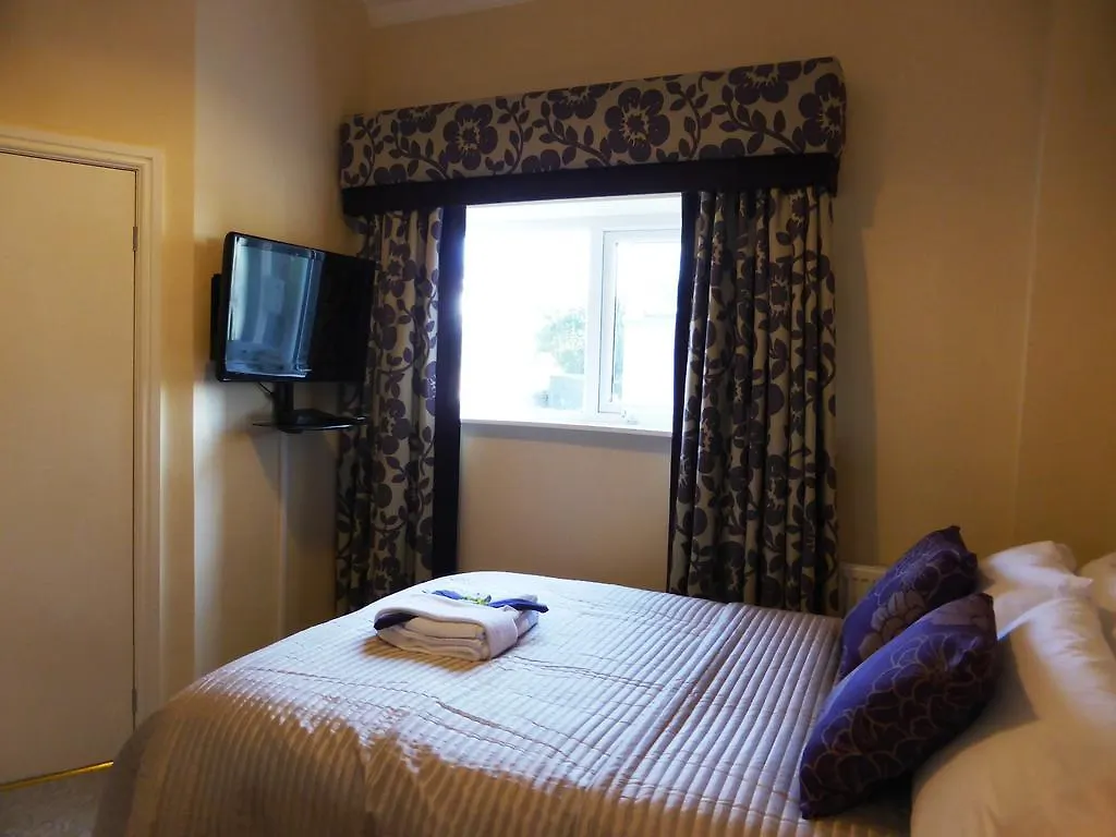 Bailey Ground Hotel