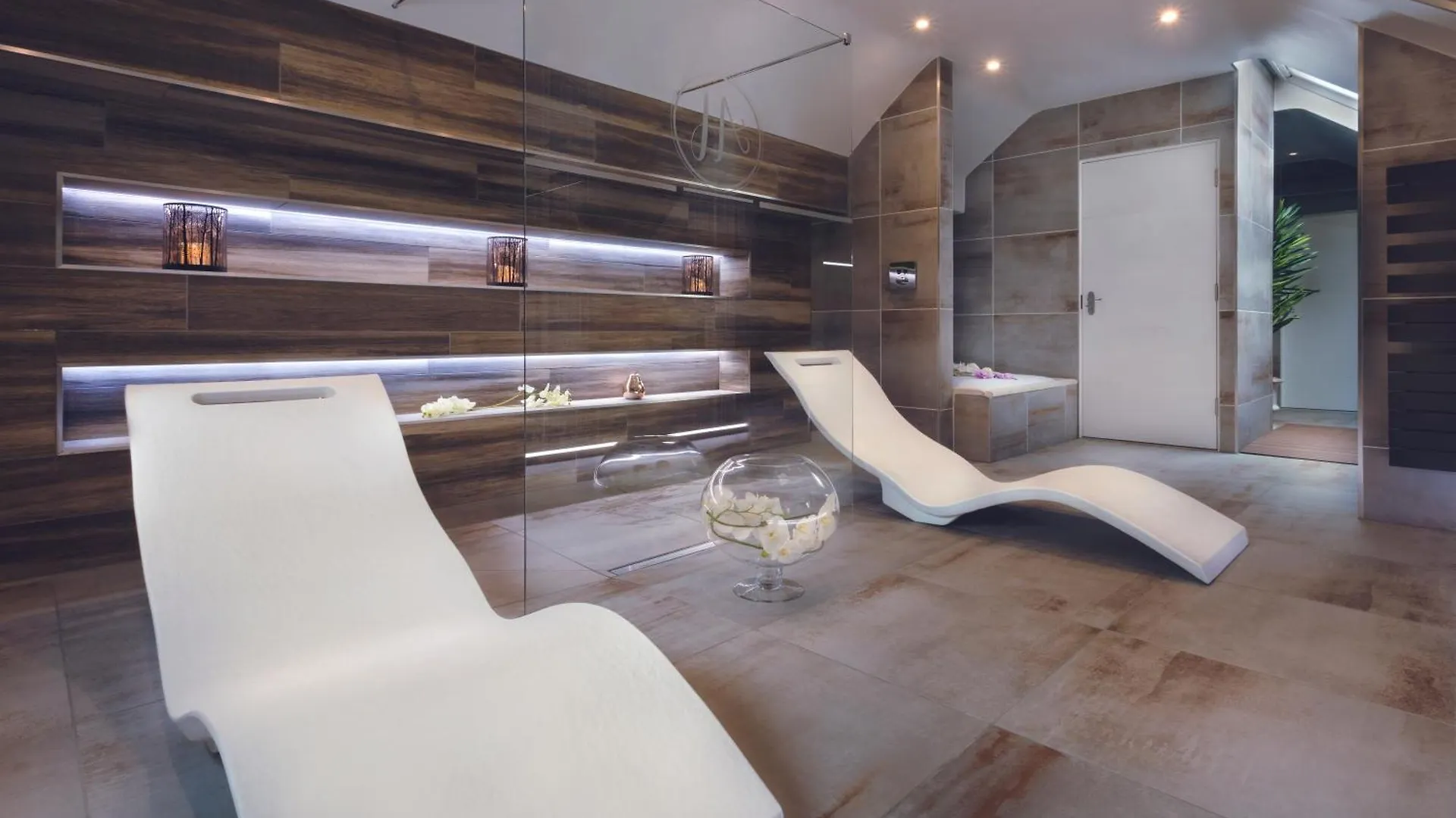 Aphrodites Group - Luxury Hot Tub In District! ボウネス＝オン＝ウィンダミア
