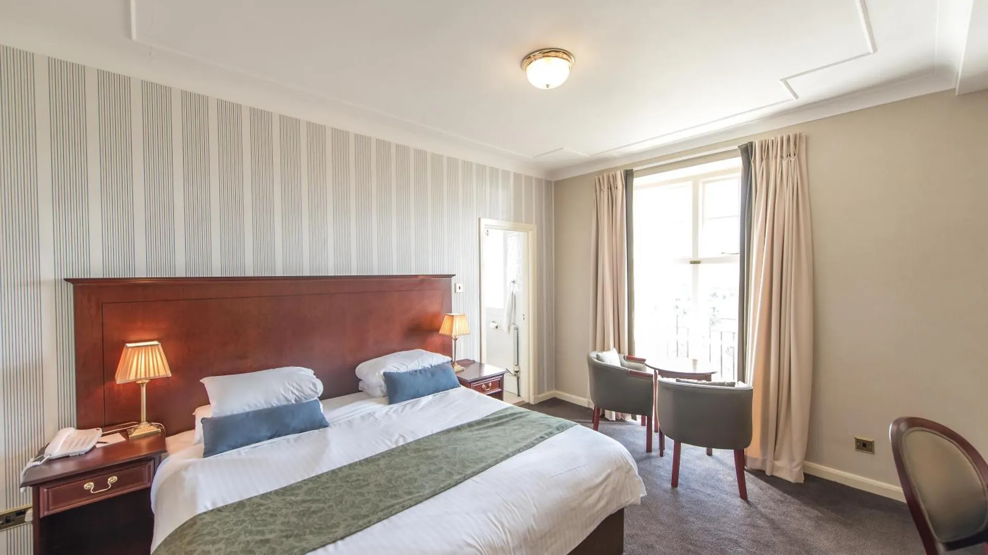 Hotel Cumbria Grand