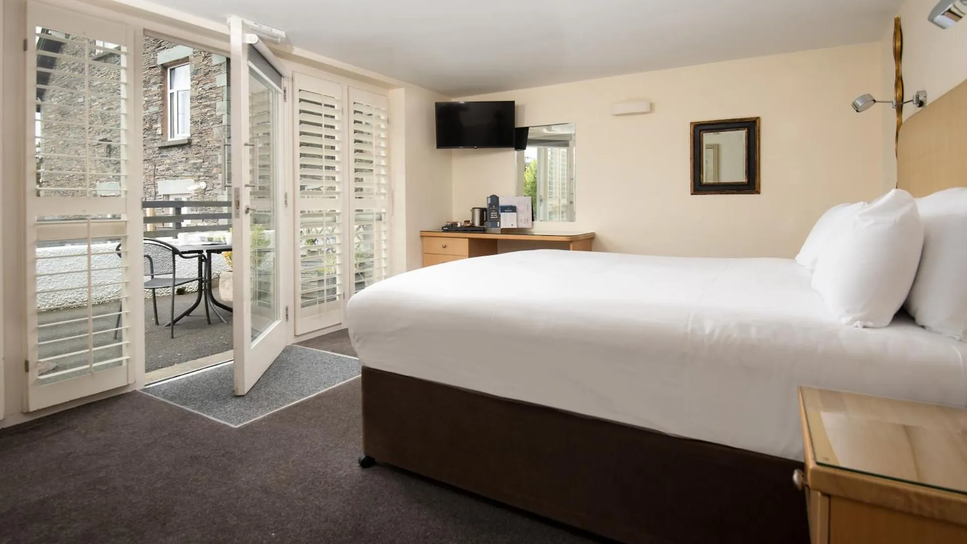 Lakehouse At The Waterhead 4*