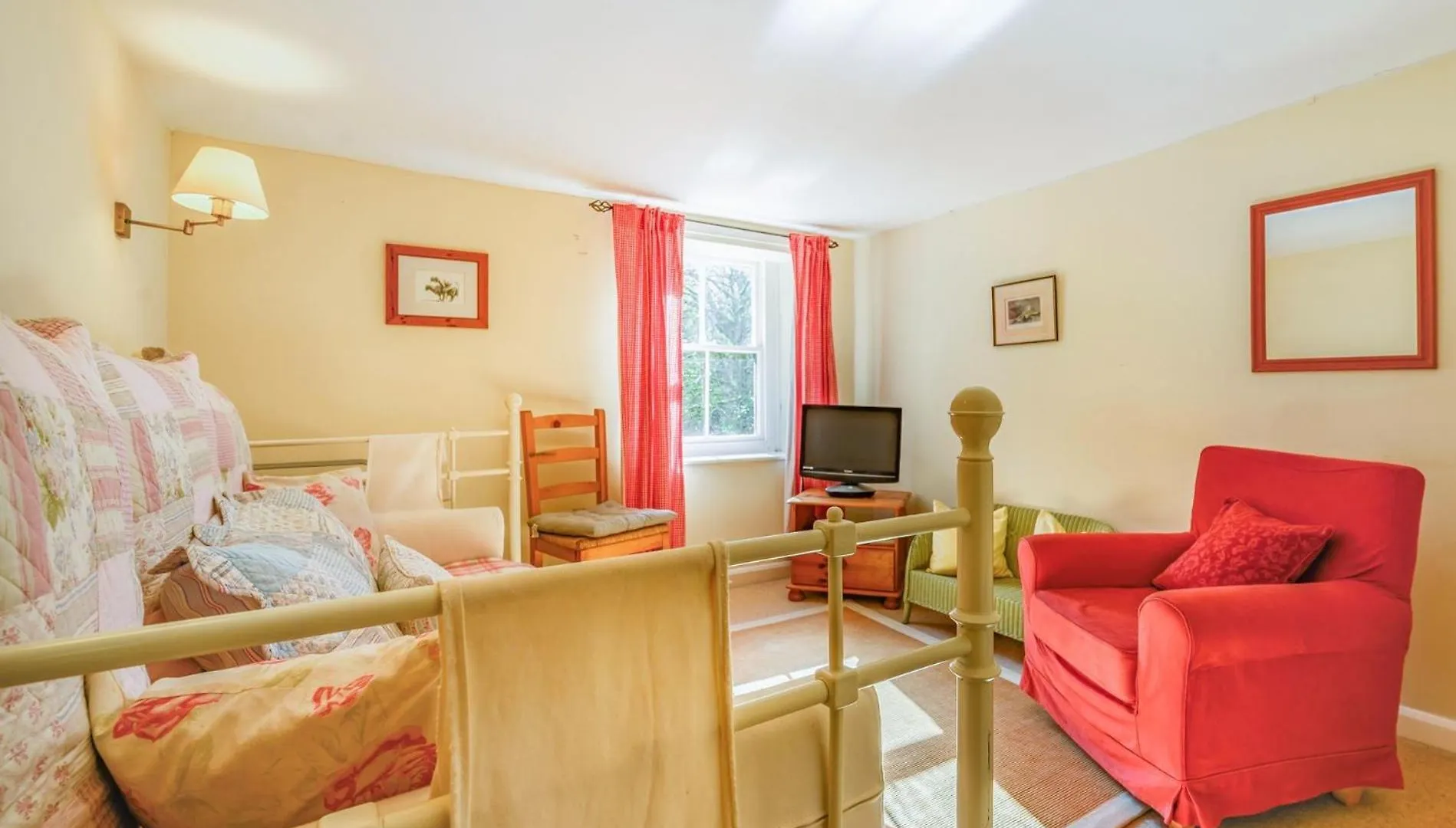 3 Bed In Sz065 *