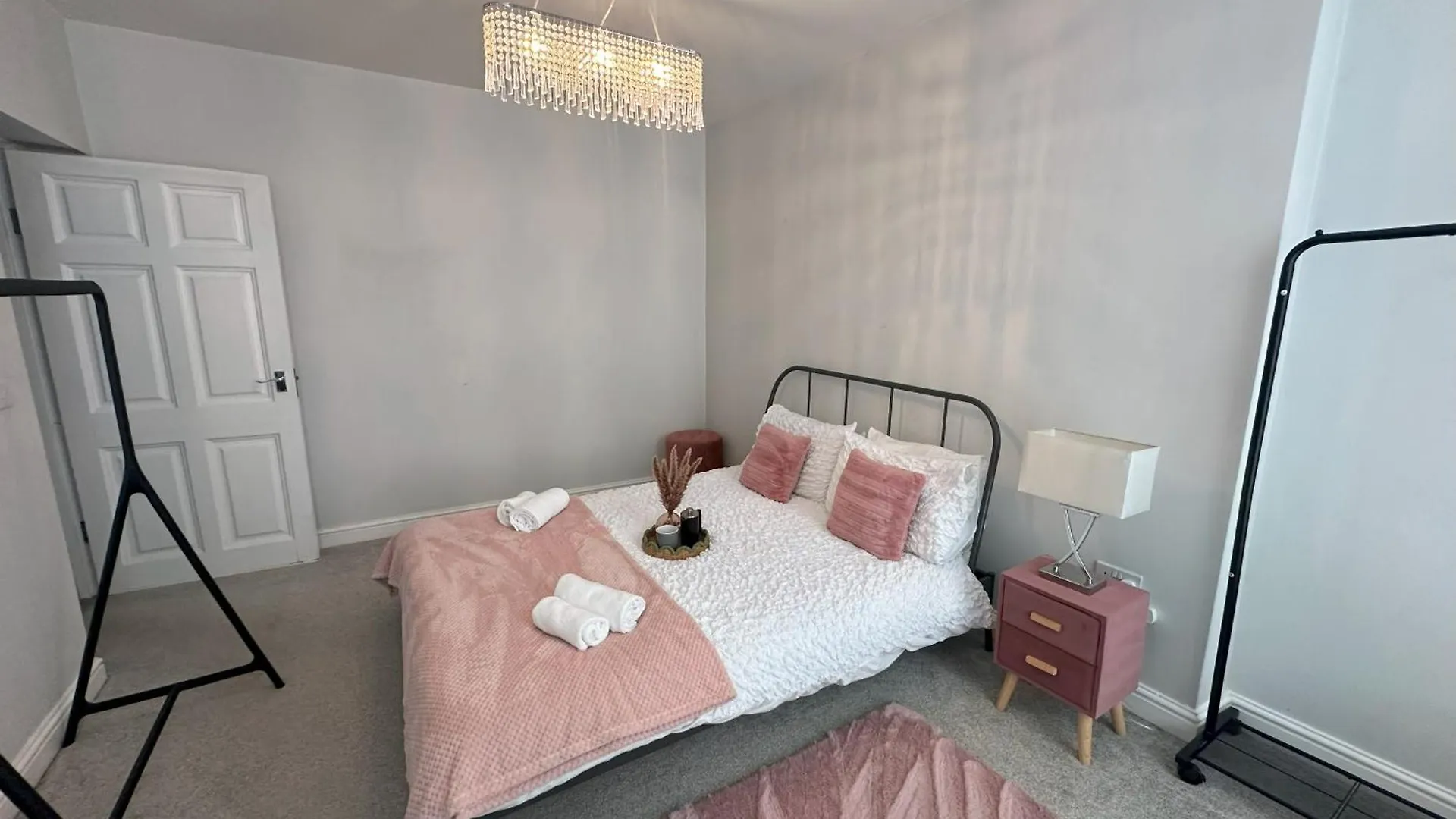 The - 1 Bed Daire *