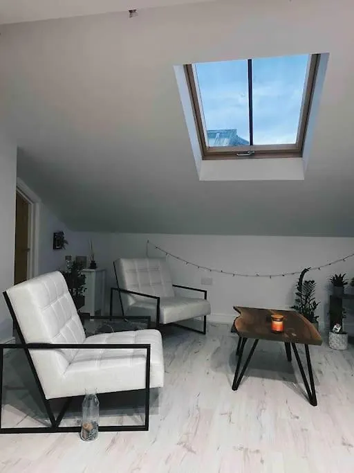 Lakes Loft *
