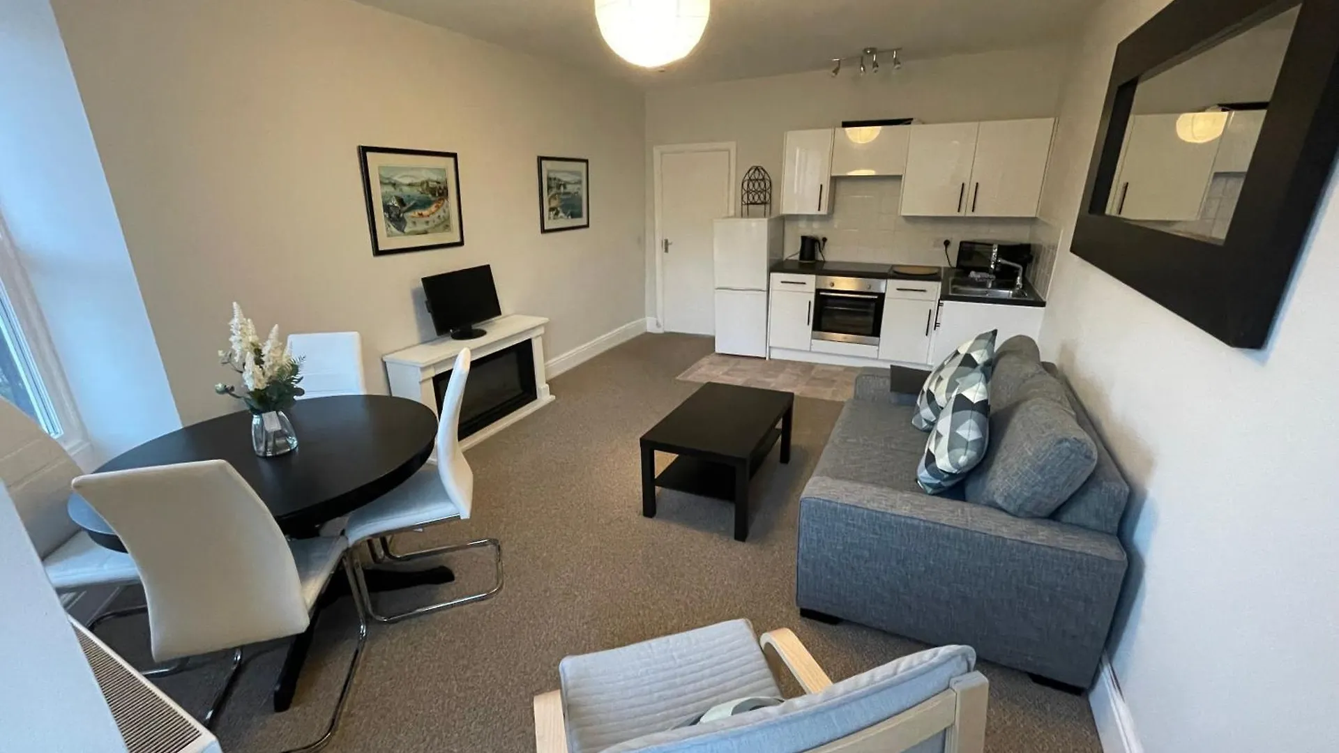 Bower House Apartment