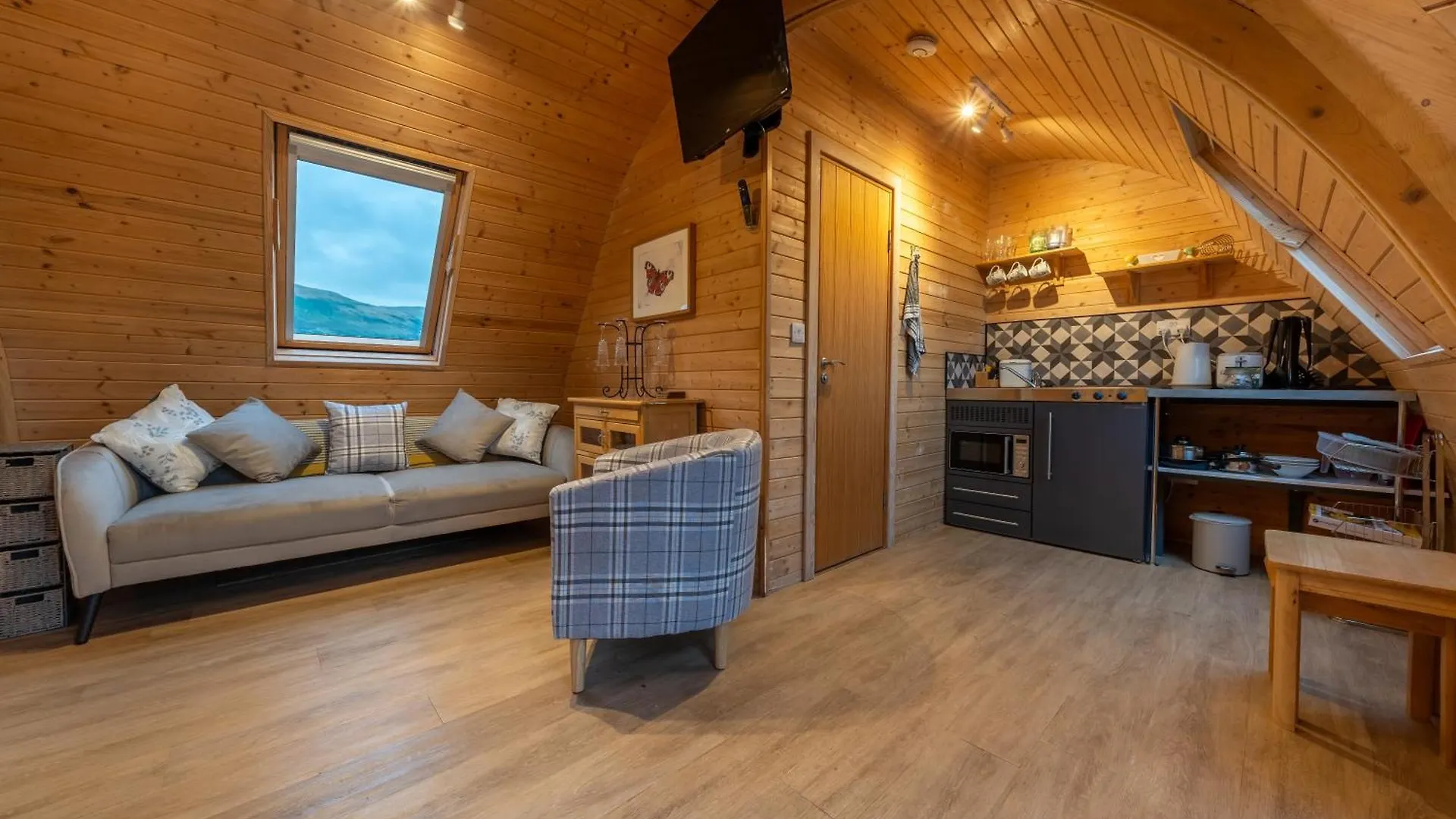 Borrett Escapes - Luxury Pods