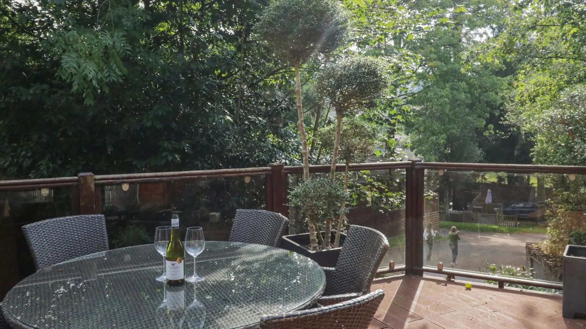 Tree House, Partial Views Semesterbostad *