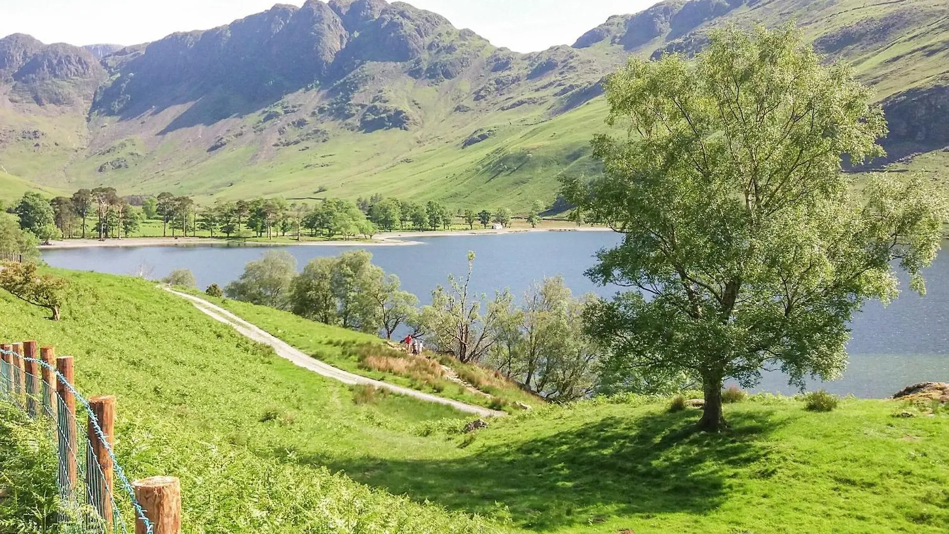 Burnbank Semesterbostad