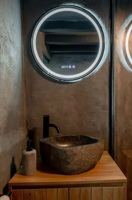 Semesterbostad 5 Star District Luxury, Pet Friendly, Hot Tub