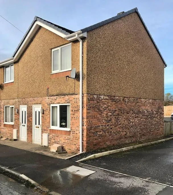 Cosyhouse2 Private Parking Fringe Of District Holiday home