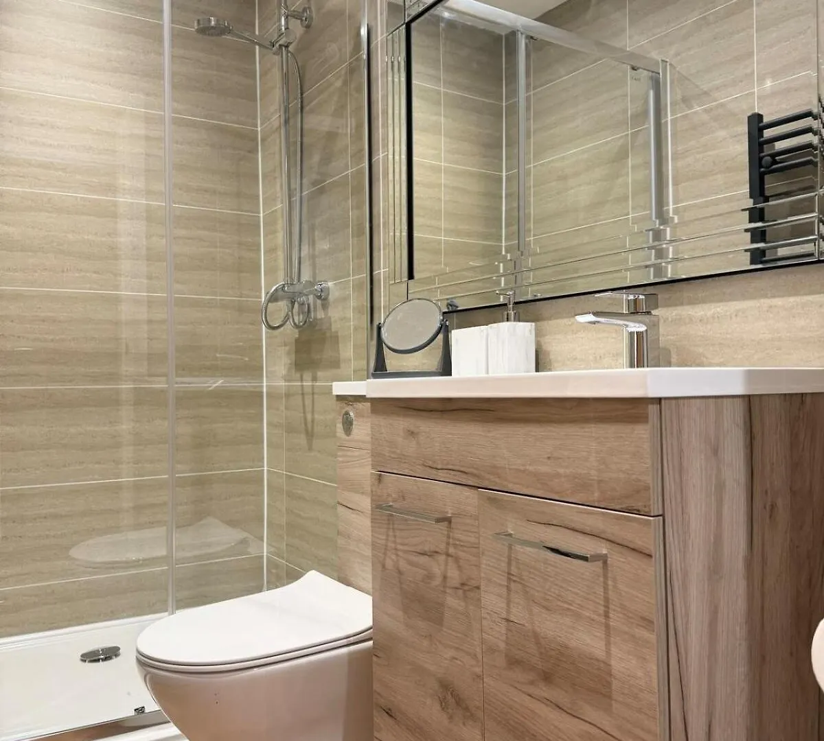 Apartment The Queens Nest, 1 - Bed, Sleeps 2