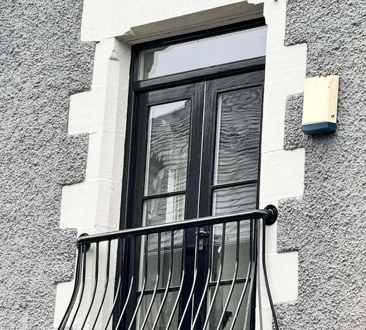 The Queens Nest, 1 - Bed, Sleeps 2 Apartment *