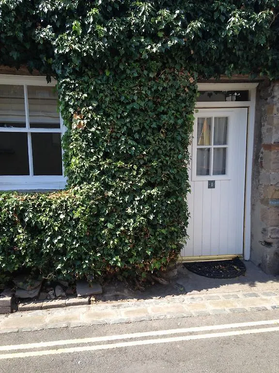 Hotel Kings Arms 4*