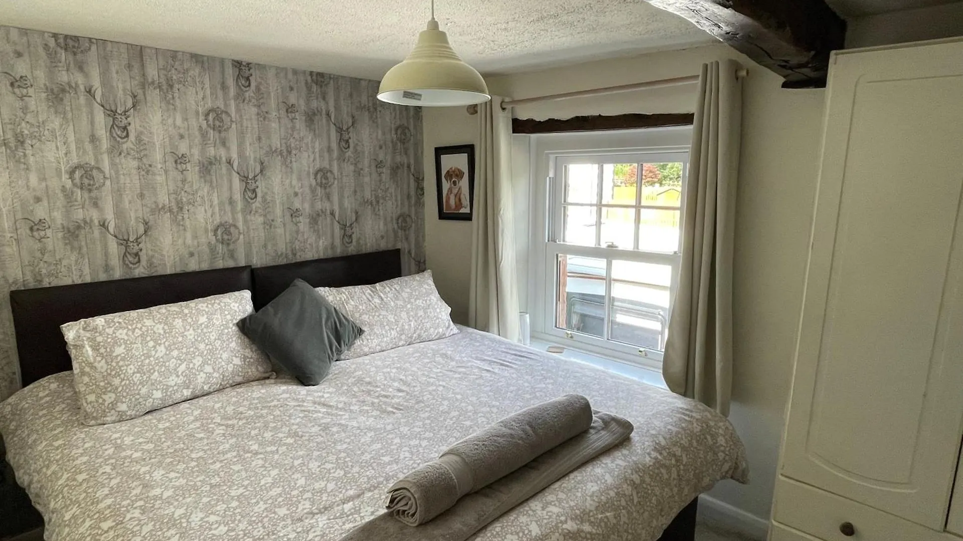 Dunkeld - Close To The District!