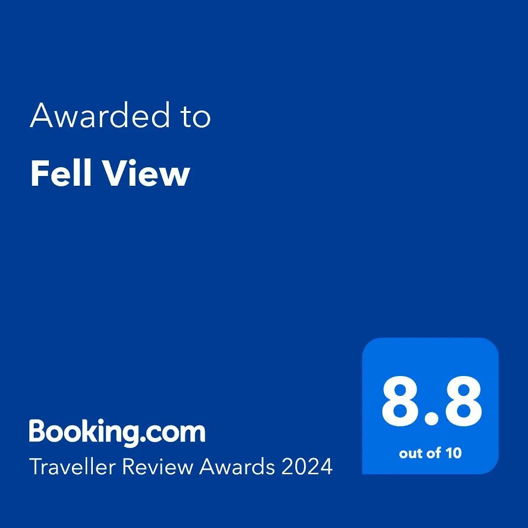 Fell View Apartment *