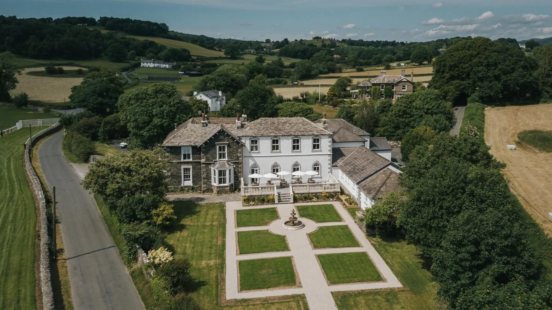 Old Grammar Hotel Cartmel