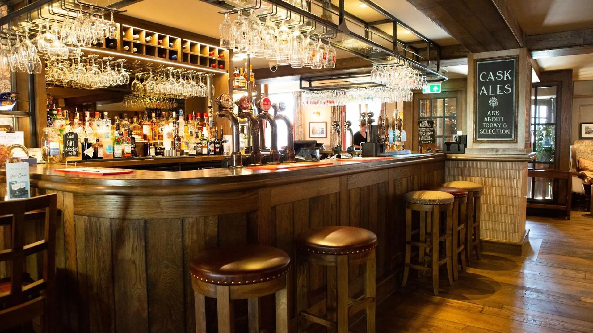 The Crown 3*