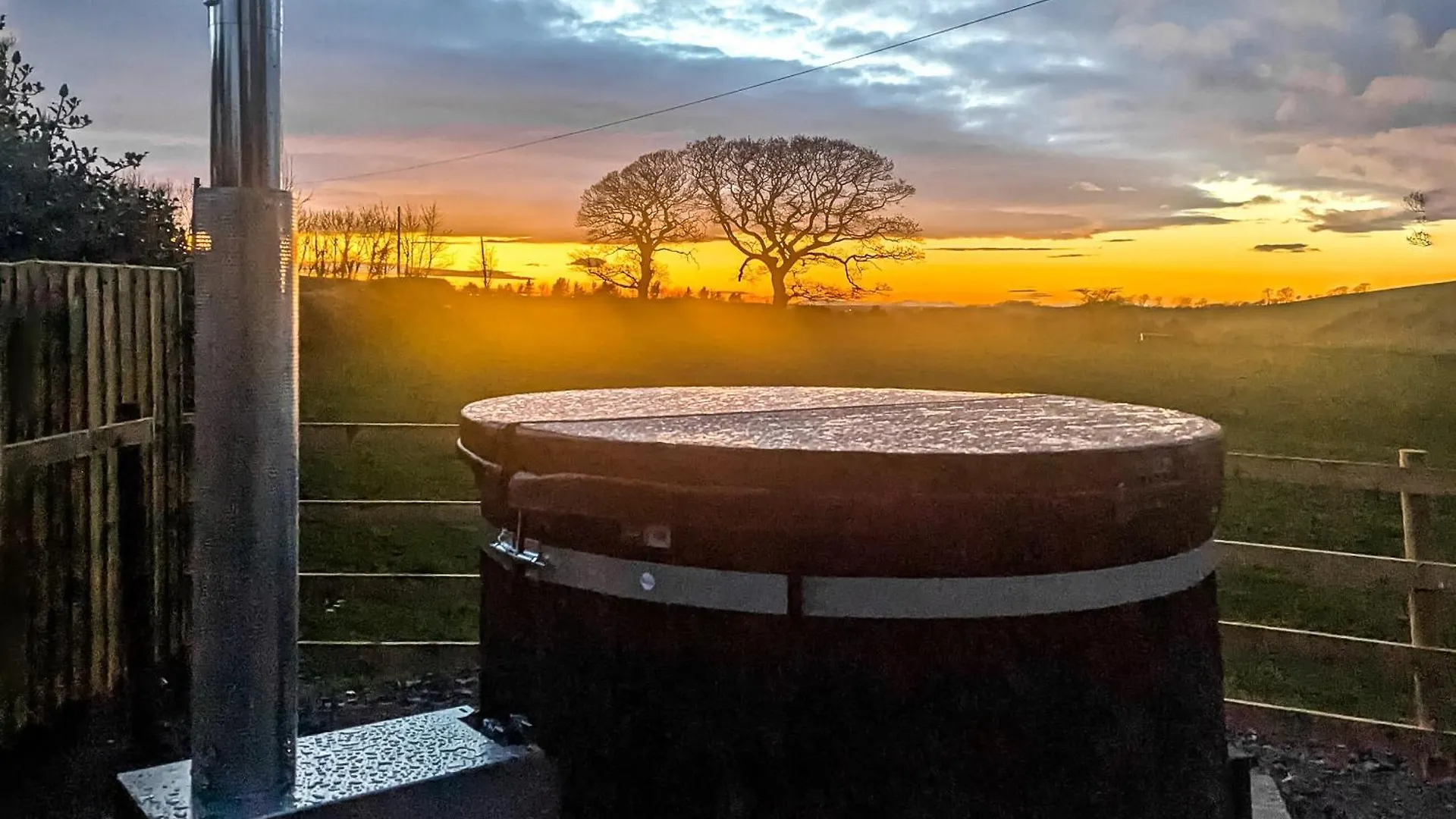 Meadows View Shepherds Hut * Cockermouth