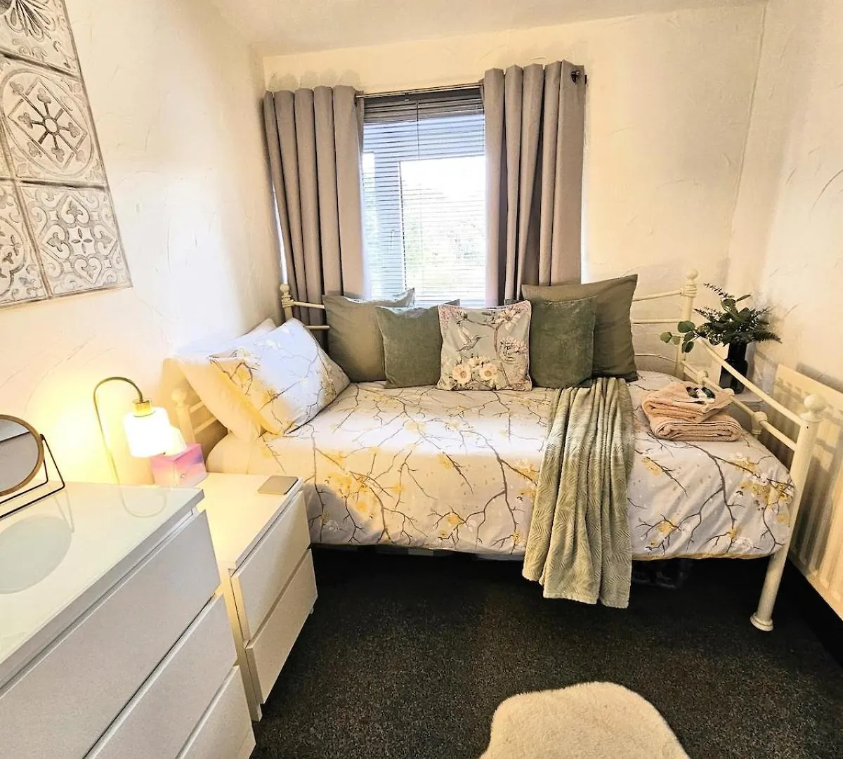 Leaf Tree Cottage, Close To Coast, Lakes And Fells *