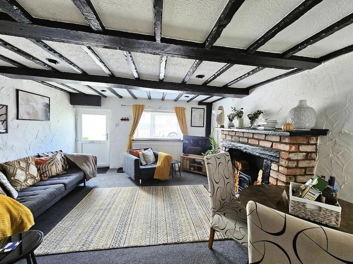 Leaf Tree Cottage, Close To Coast, Lakes And Fells
