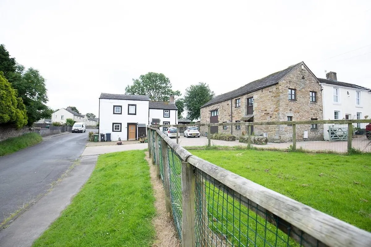 Leaf Tree Cottage, Close To Coast, Lakes And Fells Holiday home Camerton (Cumbria)