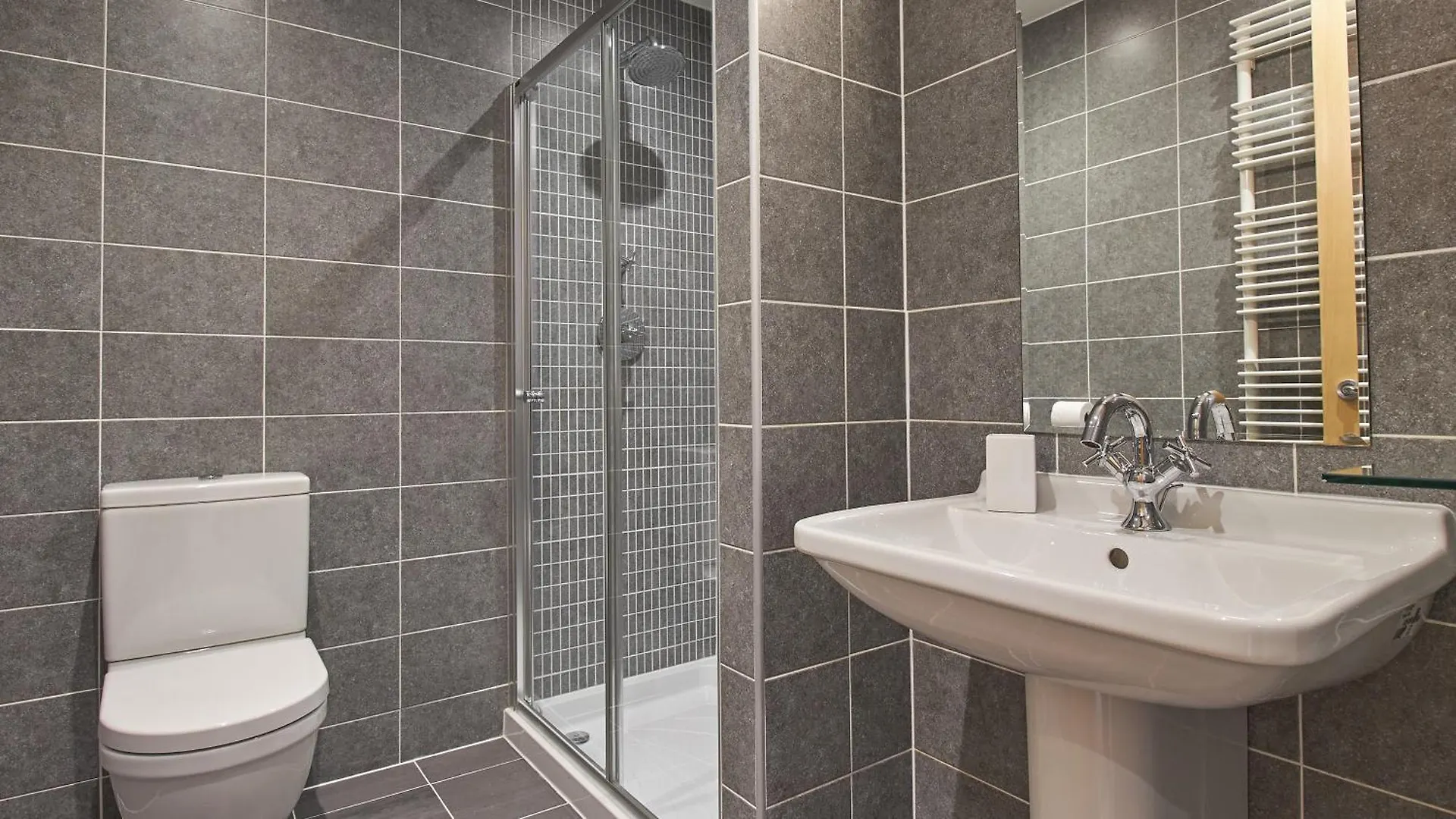 Luxury Townhouse At Windermere Marina Village * Боунес-он-Уиндермер