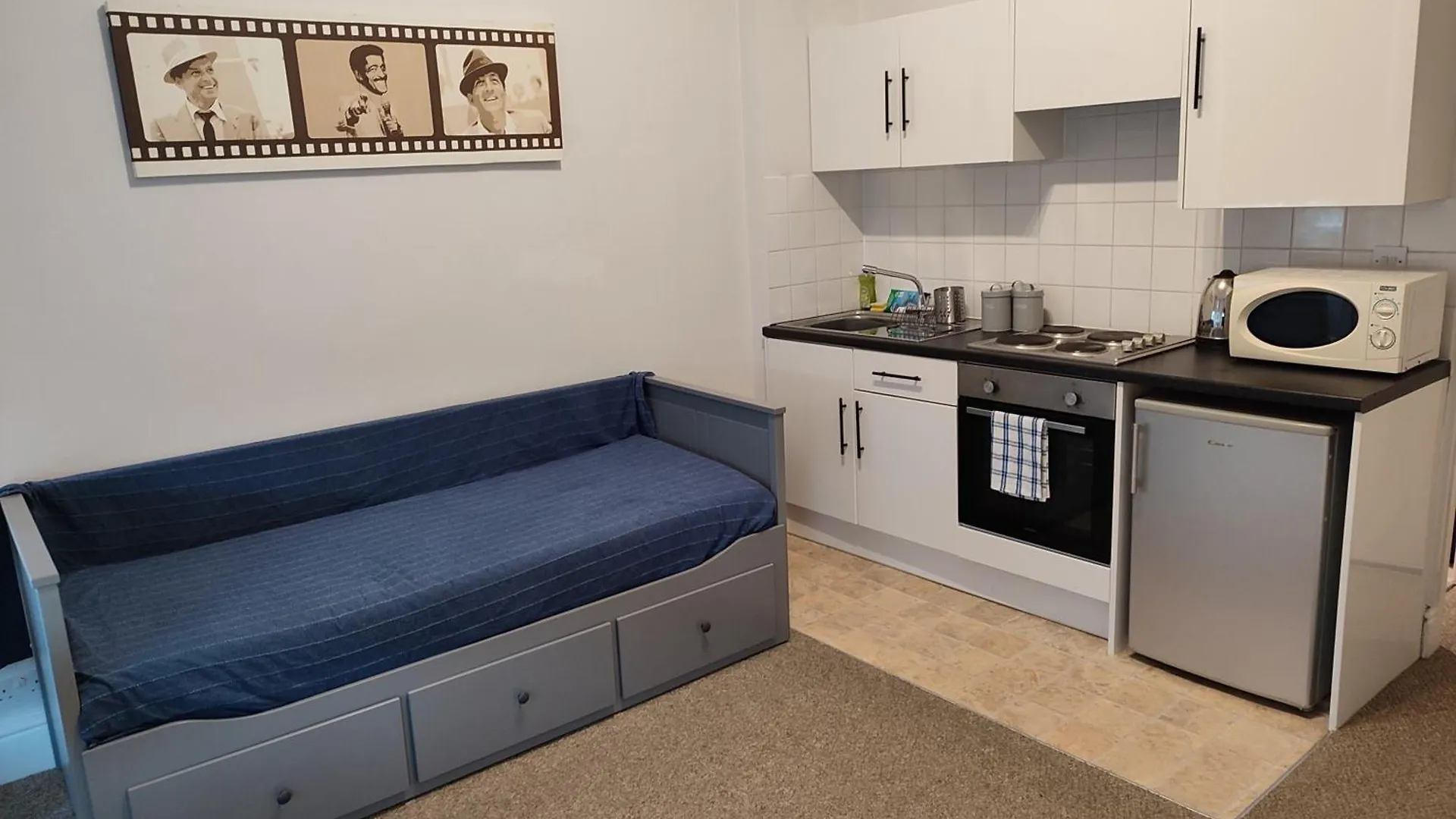 Bower House Apartment *