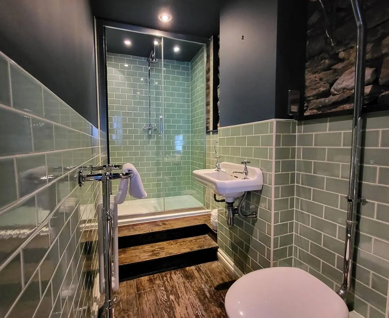 Unicorn -beautiful, Spacious 3 Bed, 3 Bathroom House In Heart Of * آمبيلسايد