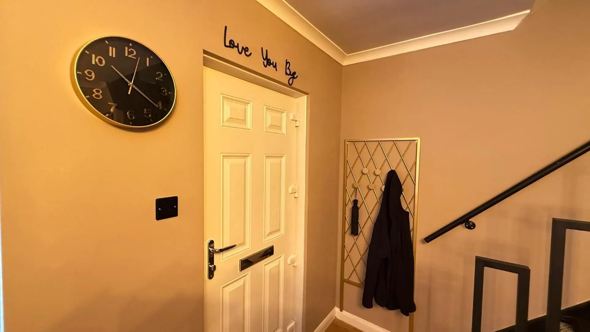 Modern House Sleeps 6 Maryport