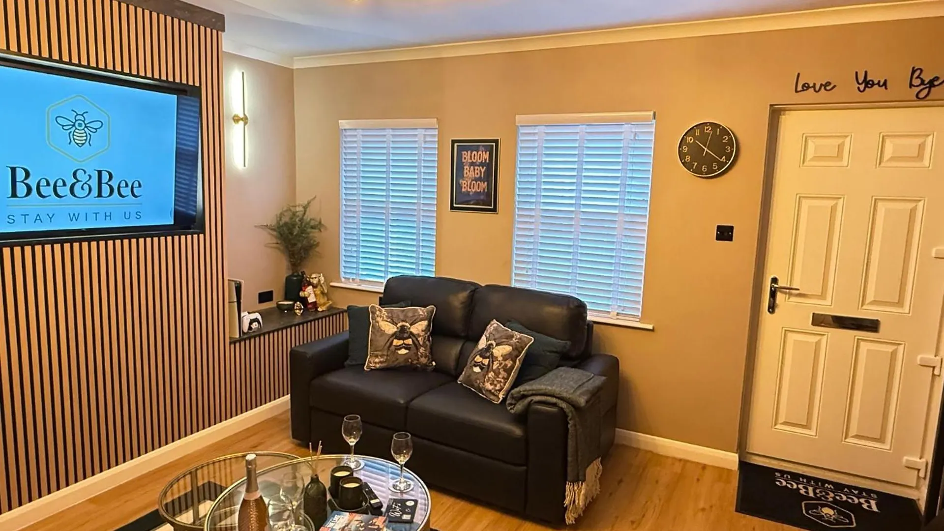 Prázdninový dům Modern House Sleeps 6 *