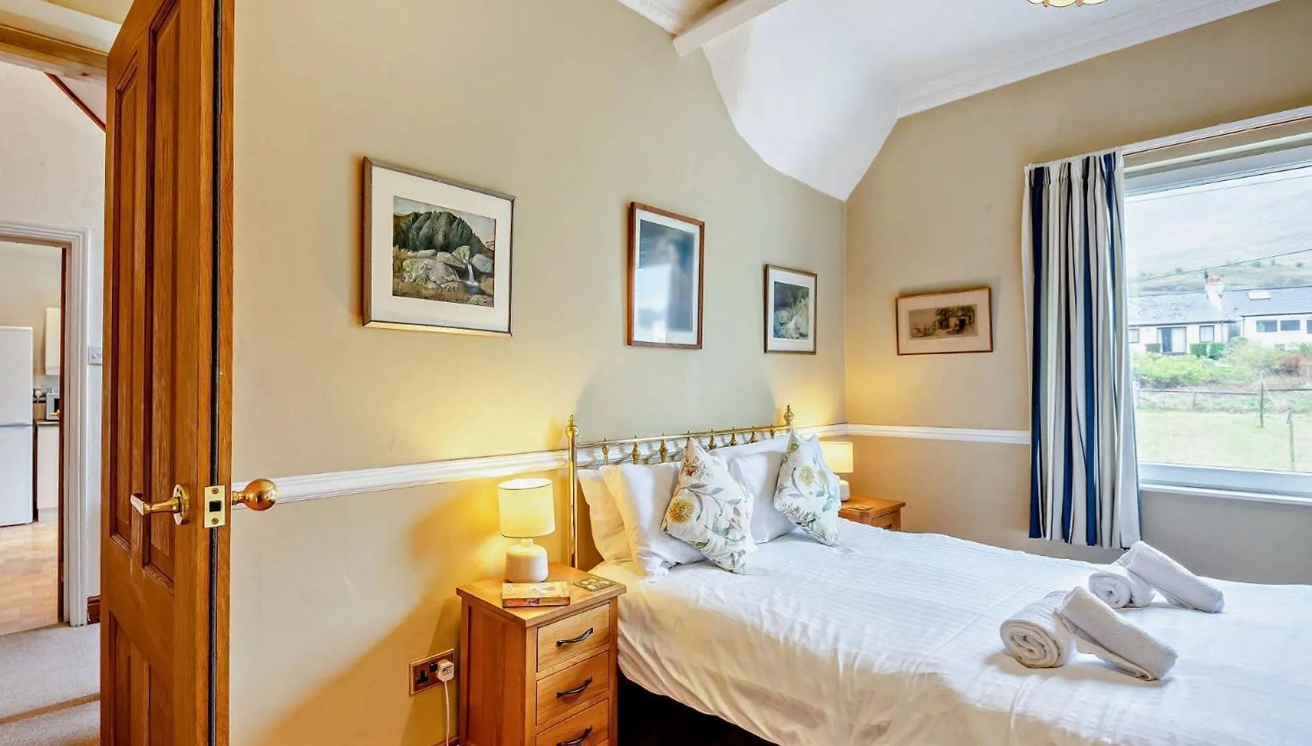 2 Bed In Sz135 *