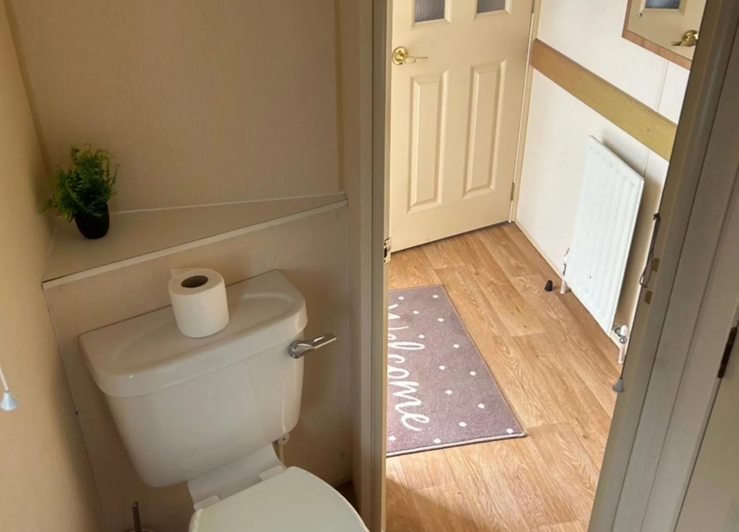 West Lakes Affordable Caravan Apartmán *