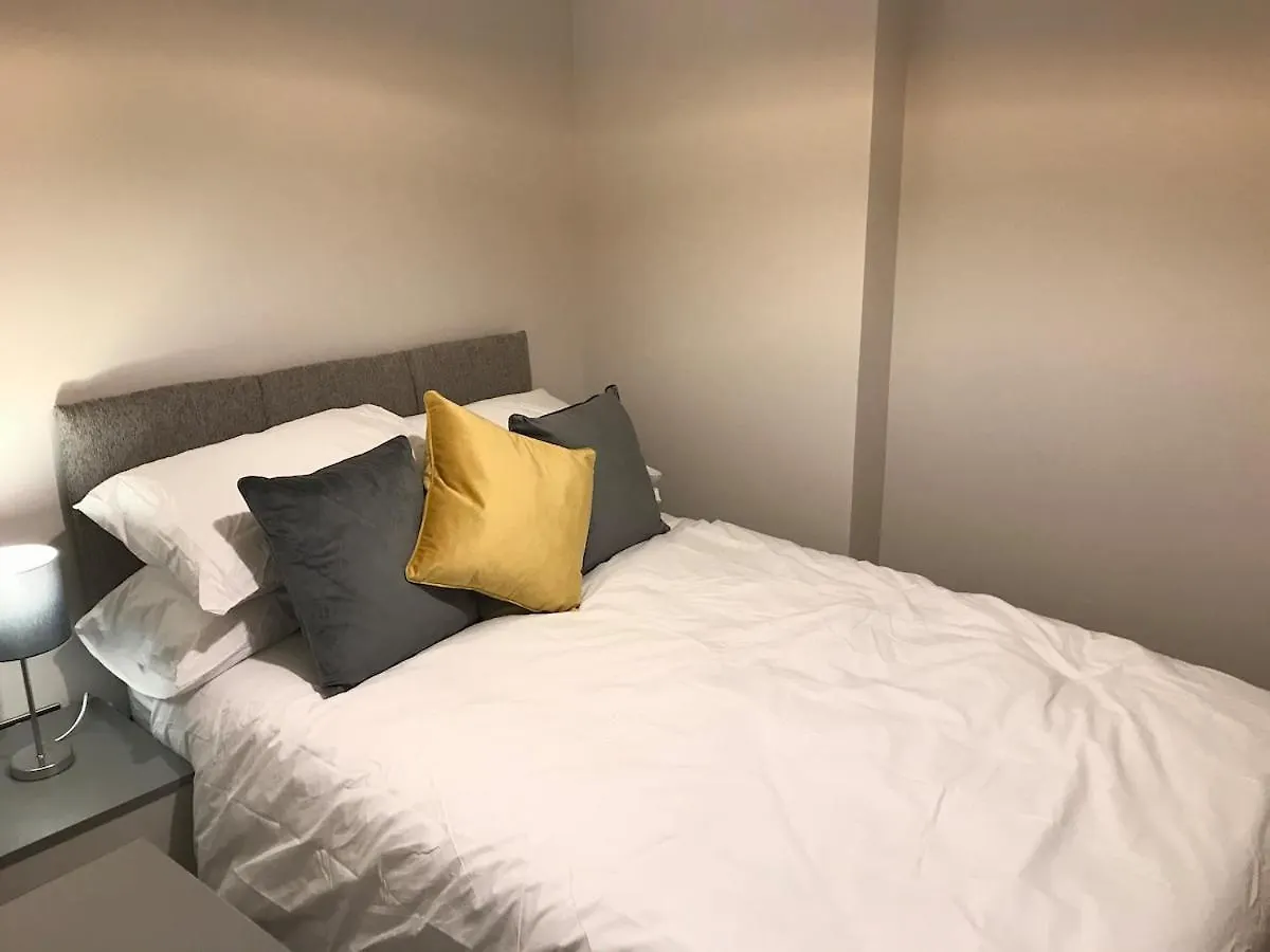 Centre Stylish 1 Bed Flat Apartment *