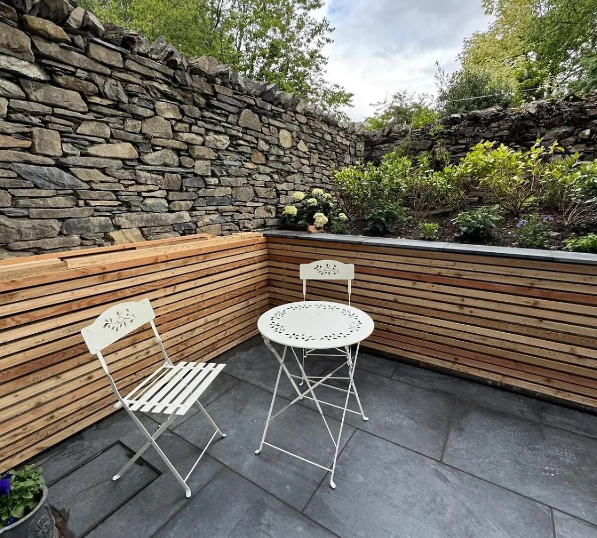 Cosy Lakeland Flat Between & Windermere Apartment