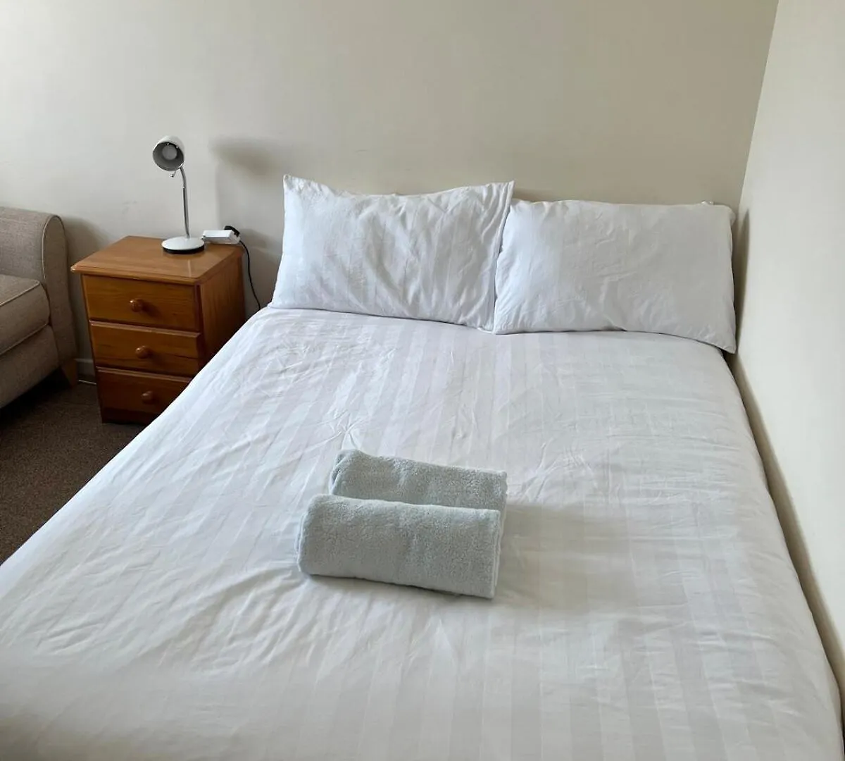 2 Bedroom District