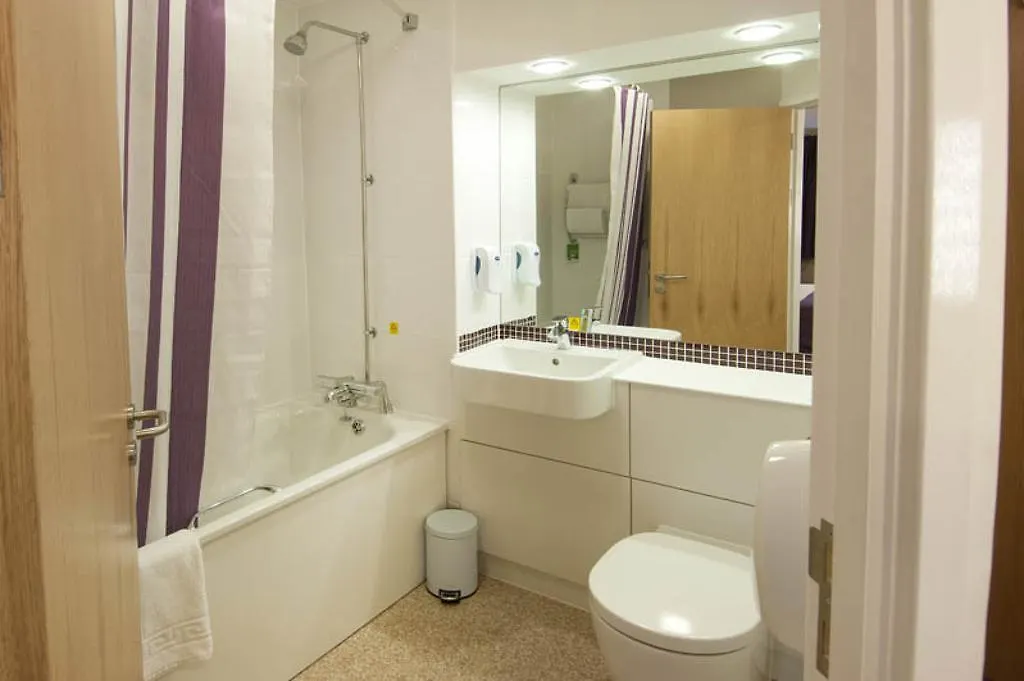 Premier Carlisle North Hotel 3*