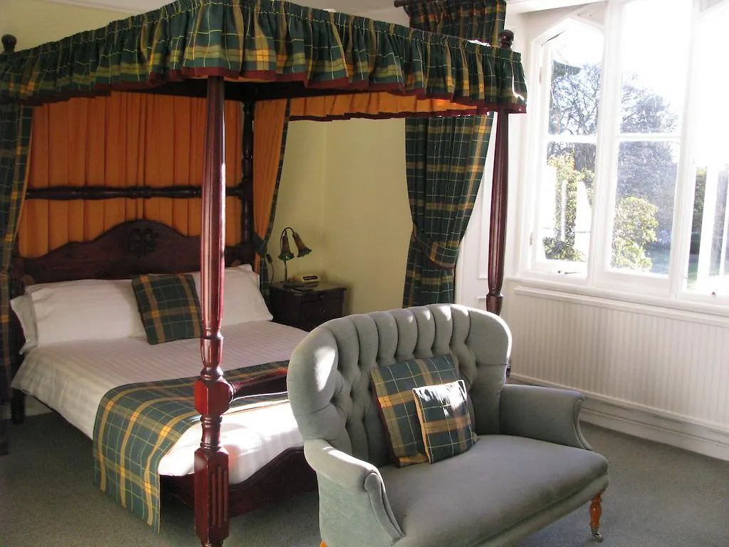 Ambleside Lodge