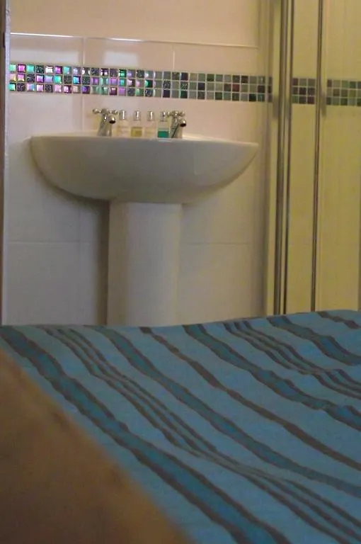 Bed & Breakfast Red Lion House 4*